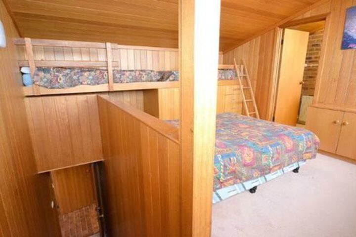 Room 3 of 15