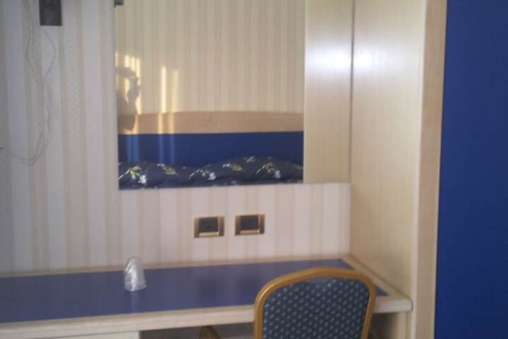 Room 21 of 55