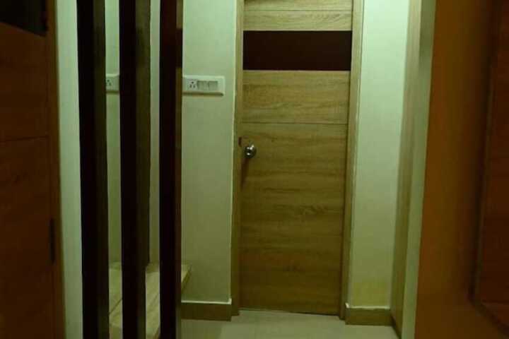 Room 6 of 46