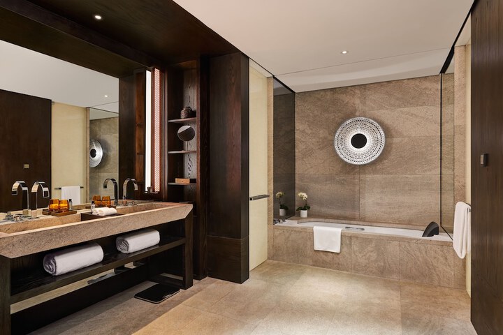 Room 19 of 45