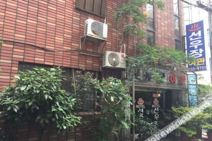 Sunwoozang Motel Busan
