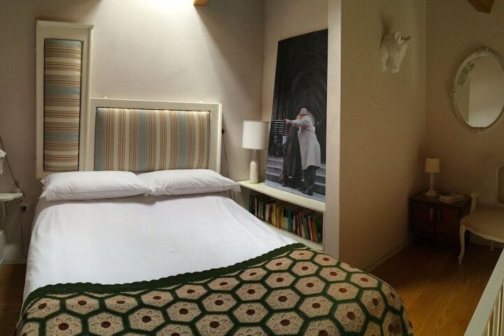 Room 7 of 69