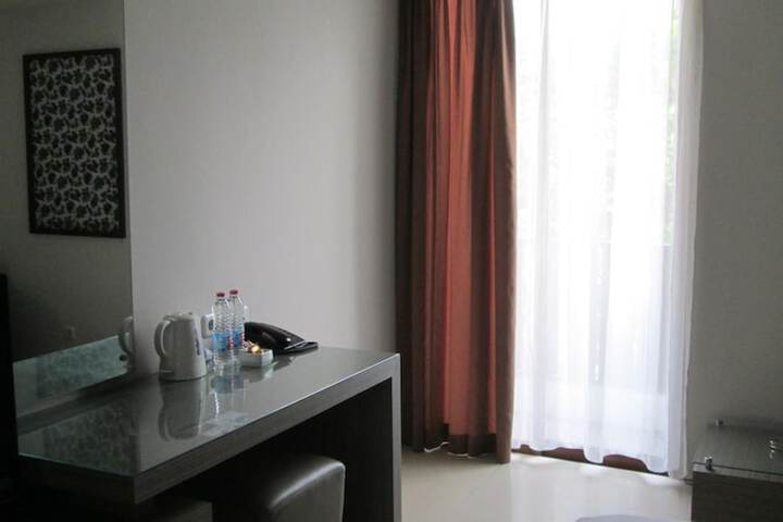 Room 12 of 43