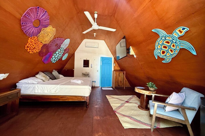 Room 14 of 42