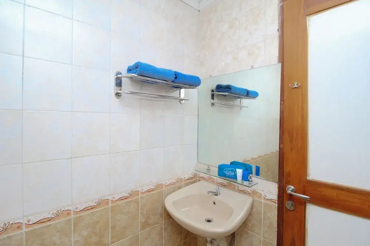 Room 9 of 21