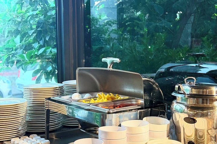Dining 78 of 91