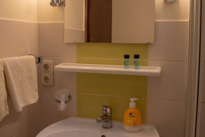 Clean Restrooms