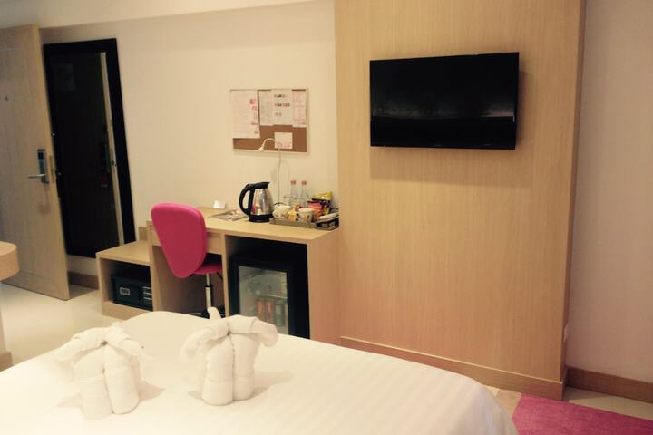 Room 15 of 44