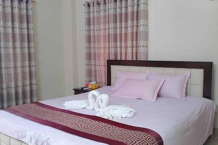 Room 2 of 44