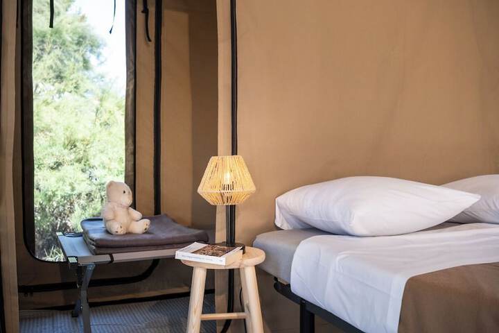 Room 4 of 29