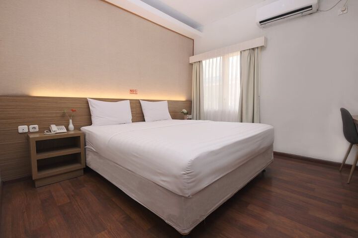 Room 4 of 29