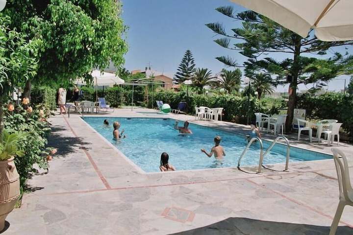 Hotel with Pool