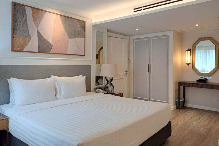 Room 18 of 79