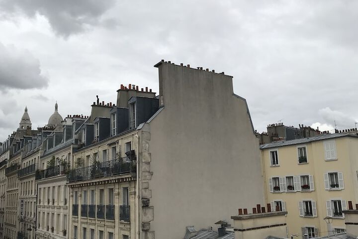 Hotel 6 of 10