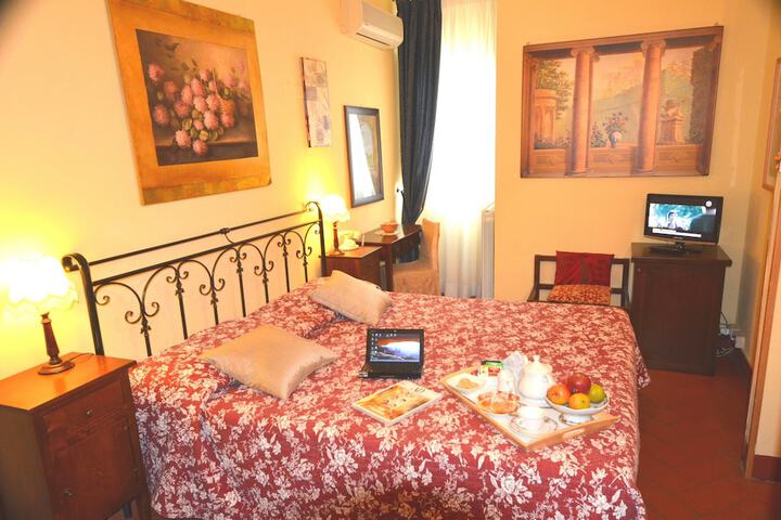 Room 4 of 29