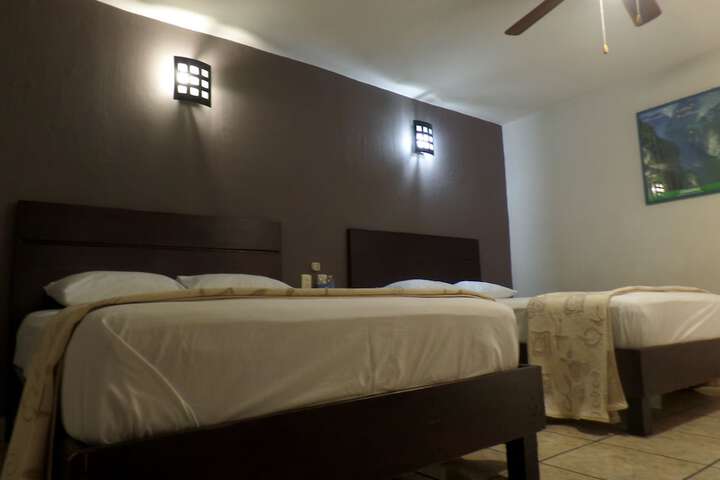 Room 9 of 20