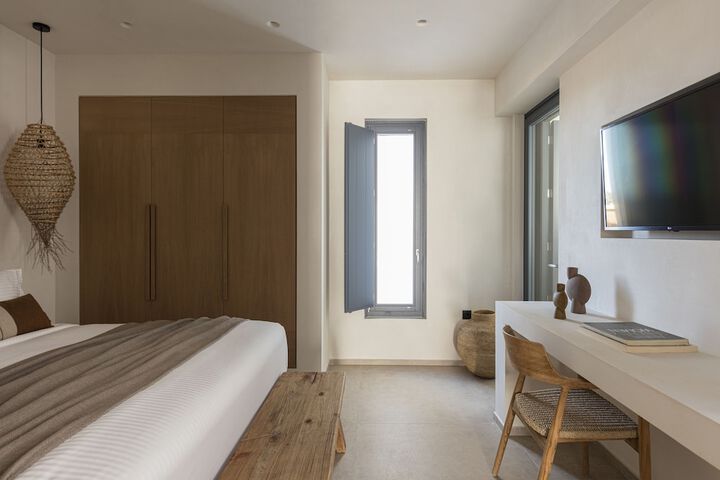 Room 12 of 53