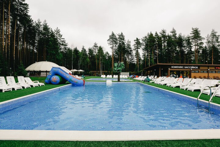 Pool 10 of 81