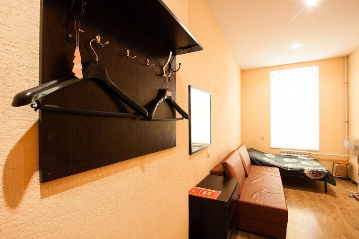 Room 16 of 22