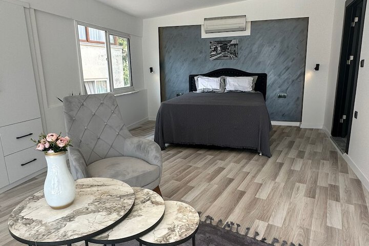 Room 11 of 55
