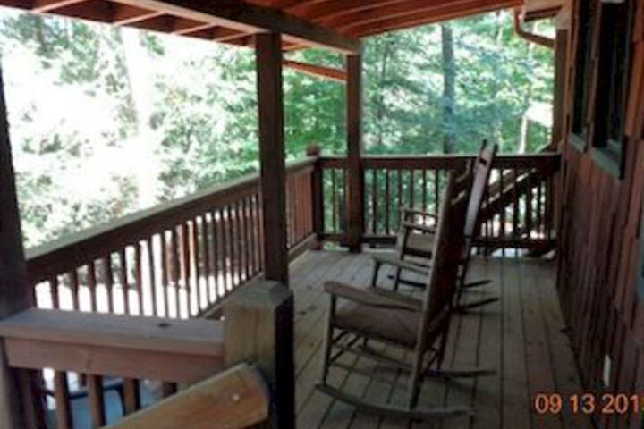 Hotel Exterior 2 of 18