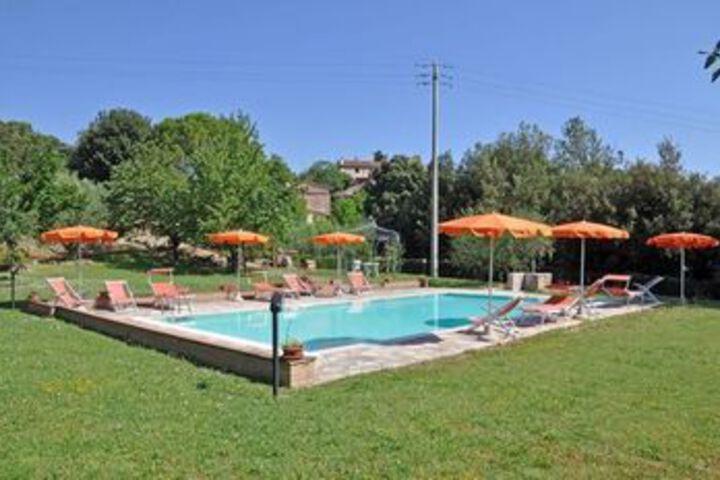 Pool 40 of 51