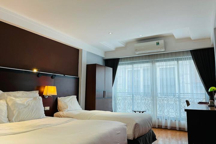 Room 20 of 30