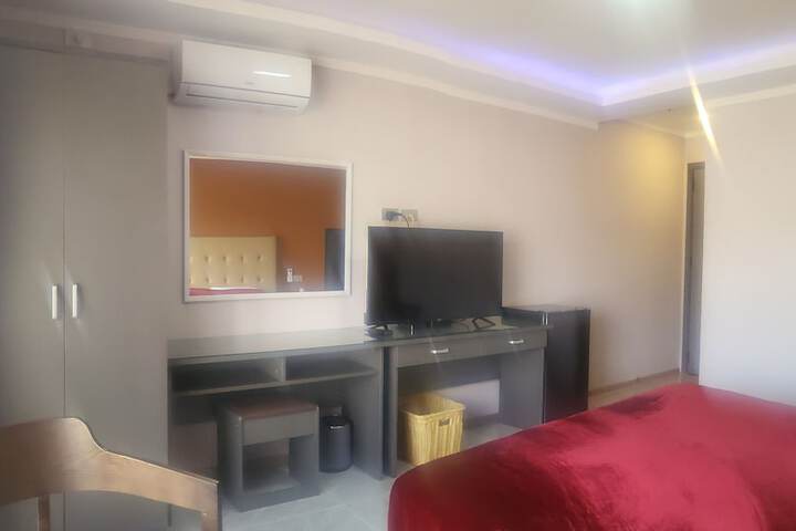 Room 7 of 116