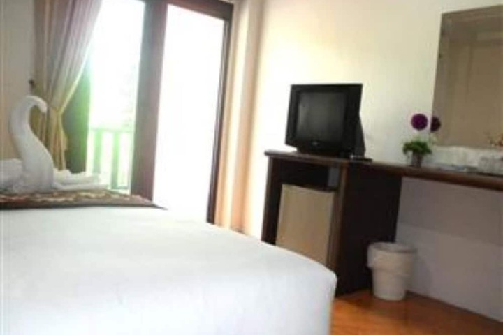 Room 10 of 21