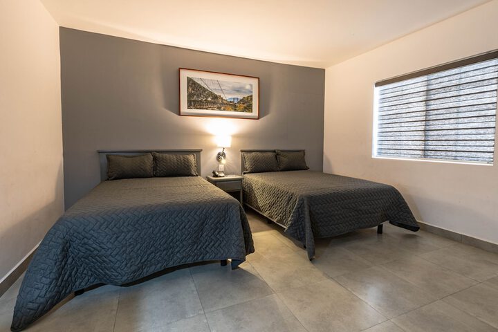 Room 3 of 18