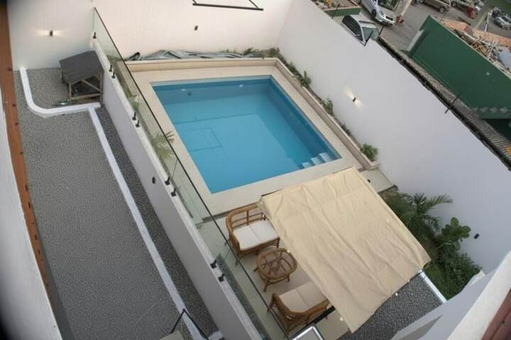 Pool 9 of 36