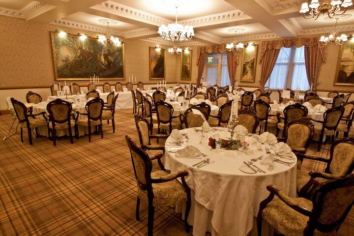 Ballroom/Hall 29 of 38
