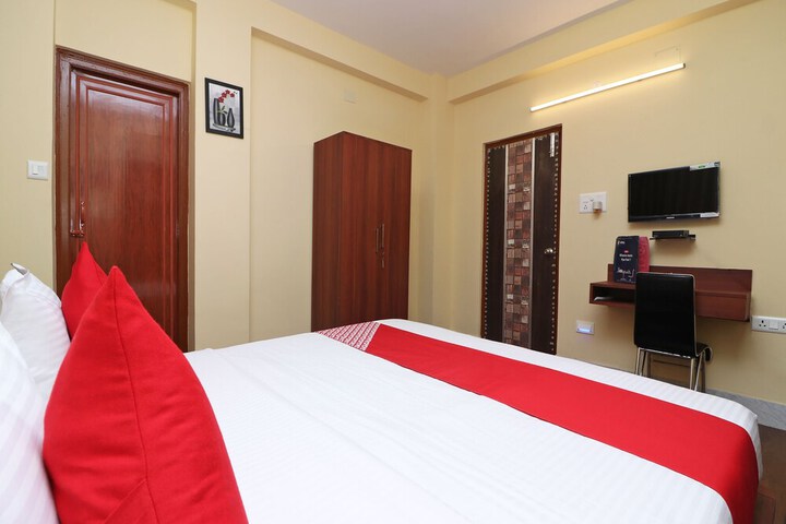 Room 14 of 33