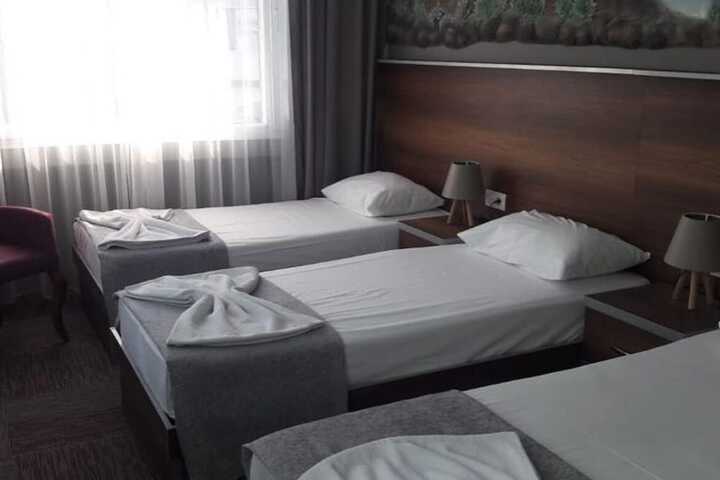 Room 2 of 2