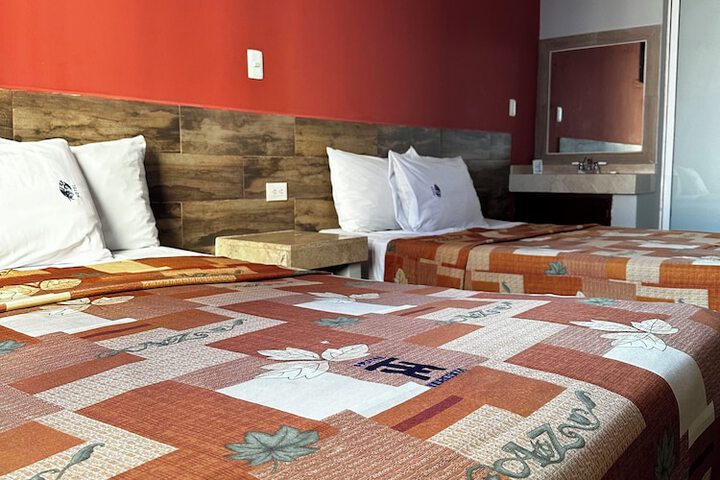 Room 10 of 81