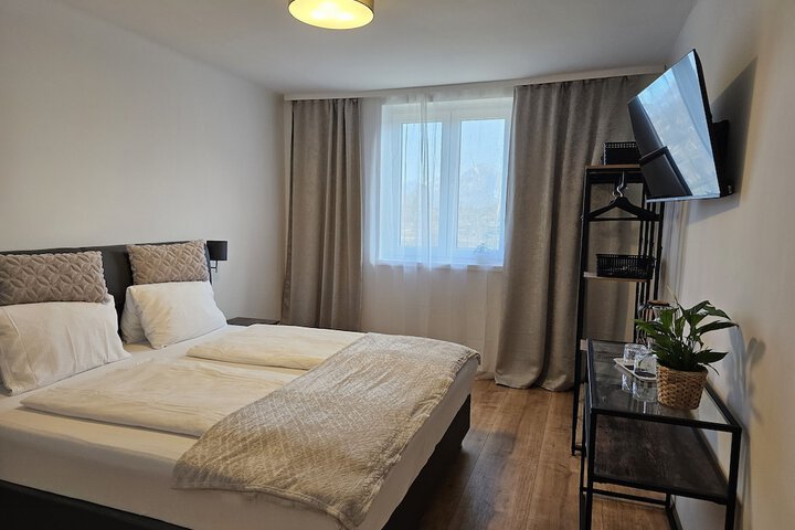 Room 12 of 57