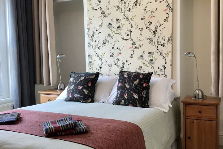 Room 4 of 22