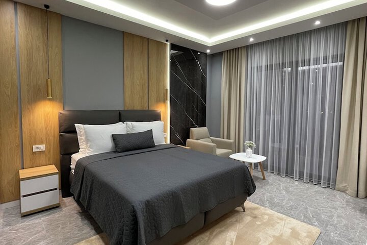 Room 9 of 45