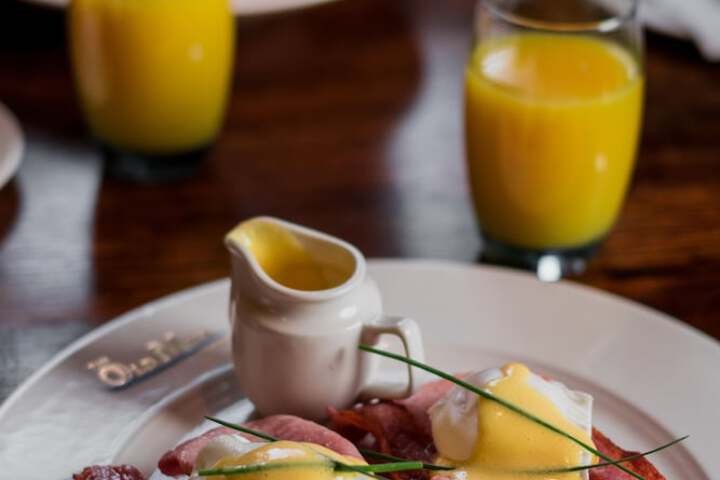 Dining Photos