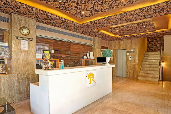 Hotel Interior 4 of 38