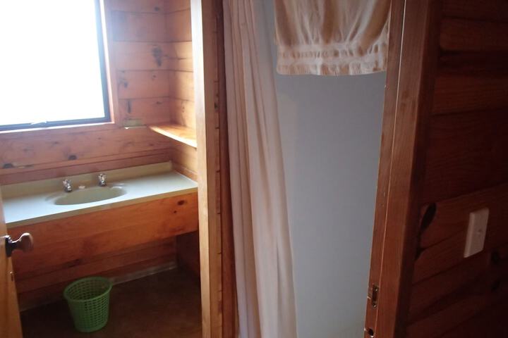 Room 43 of 50