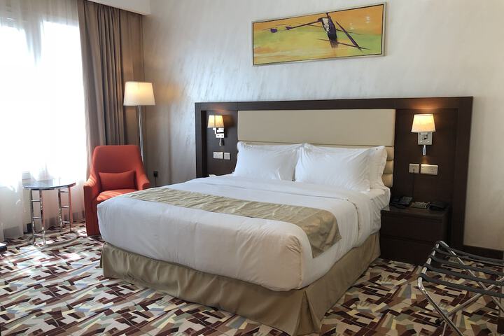 Room 9 of 55