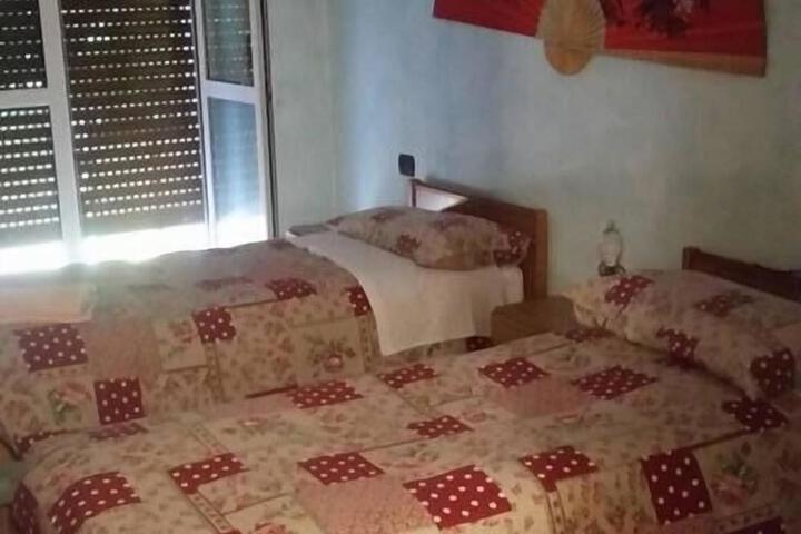 Room 15 of 18