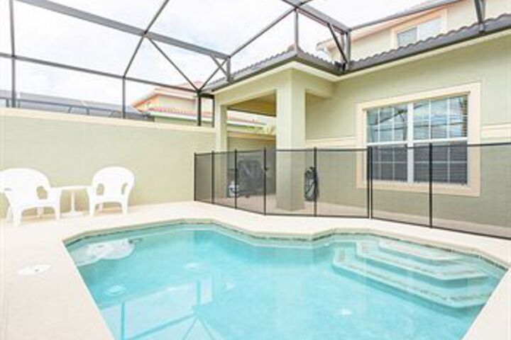 Pool 664 of 687