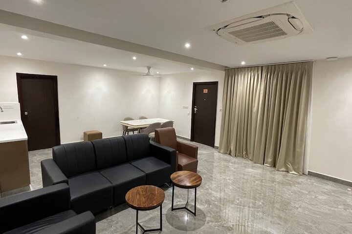 Room 38 of 67