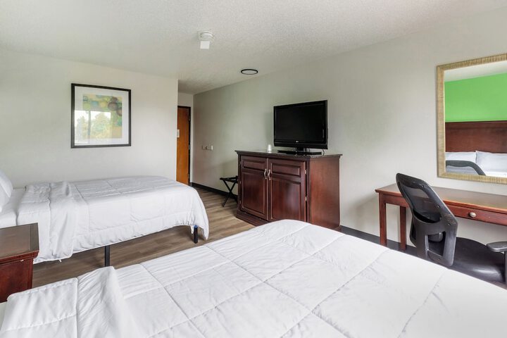 Room 11 of 20