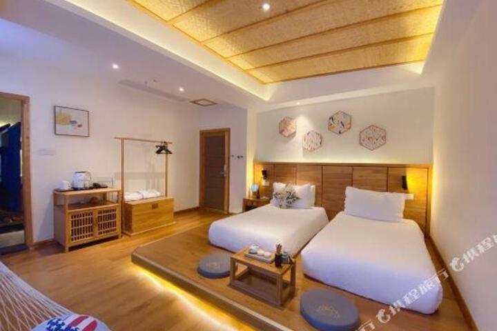 Xiangfeng Chuanshe Hotel