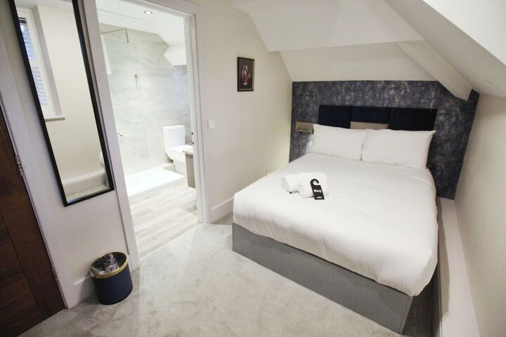 Room 14 of 63