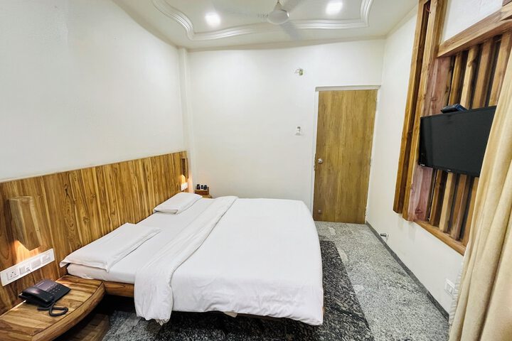 Room 47 of 69