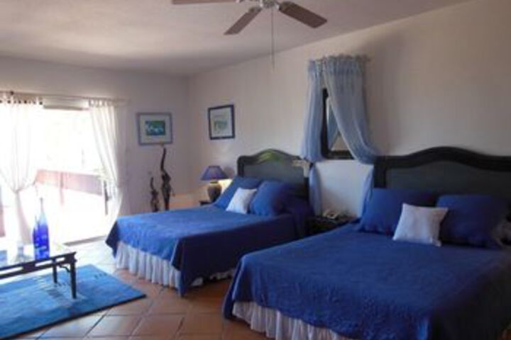 Room 4 of 50